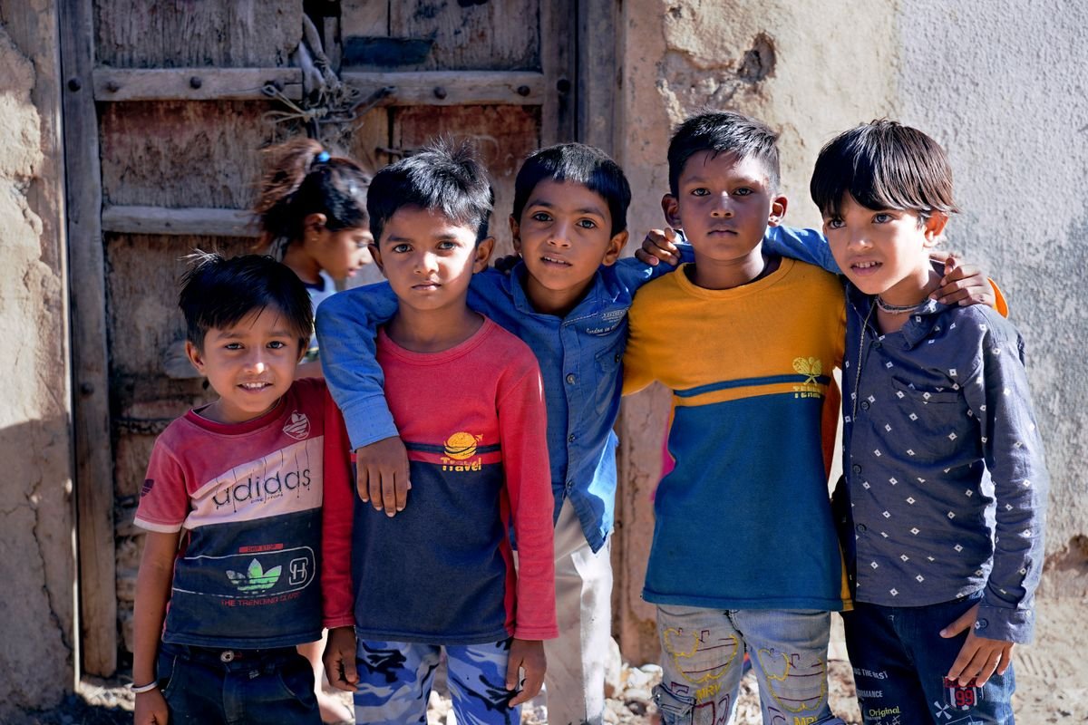 Children at a distribution